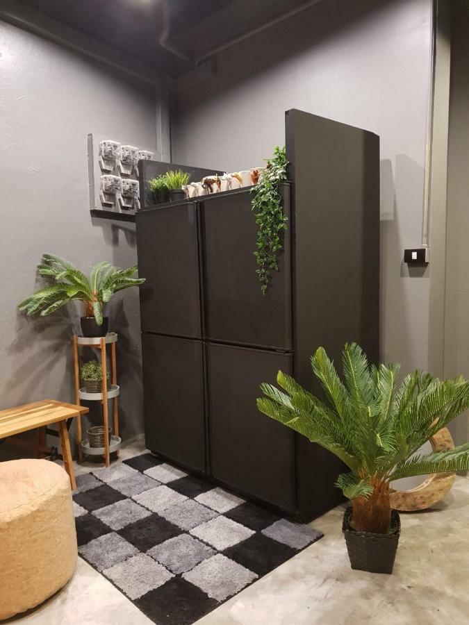 The Platform 3/4 Poshtel Homestay Bangkok